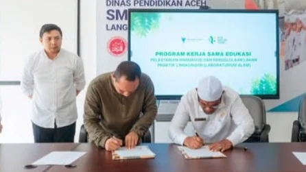 Perkuat Edukasi Lingkungan, SMK Negeri 1 Langsa dan AWF Jalin Kerja Sama Pelestarian Mangrove