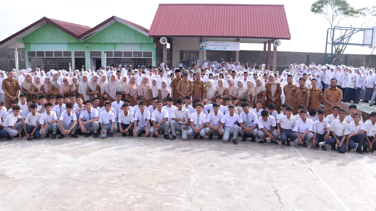 Kepala Cabang Dinas Pendidikan Aceh Wilayah Kota Langsa Pimpin Upacara di SMK Negeri 1 Langsa, Tegaskan Pendidikan Vokasi sebagai Pilar Mencetak SDM Unggul