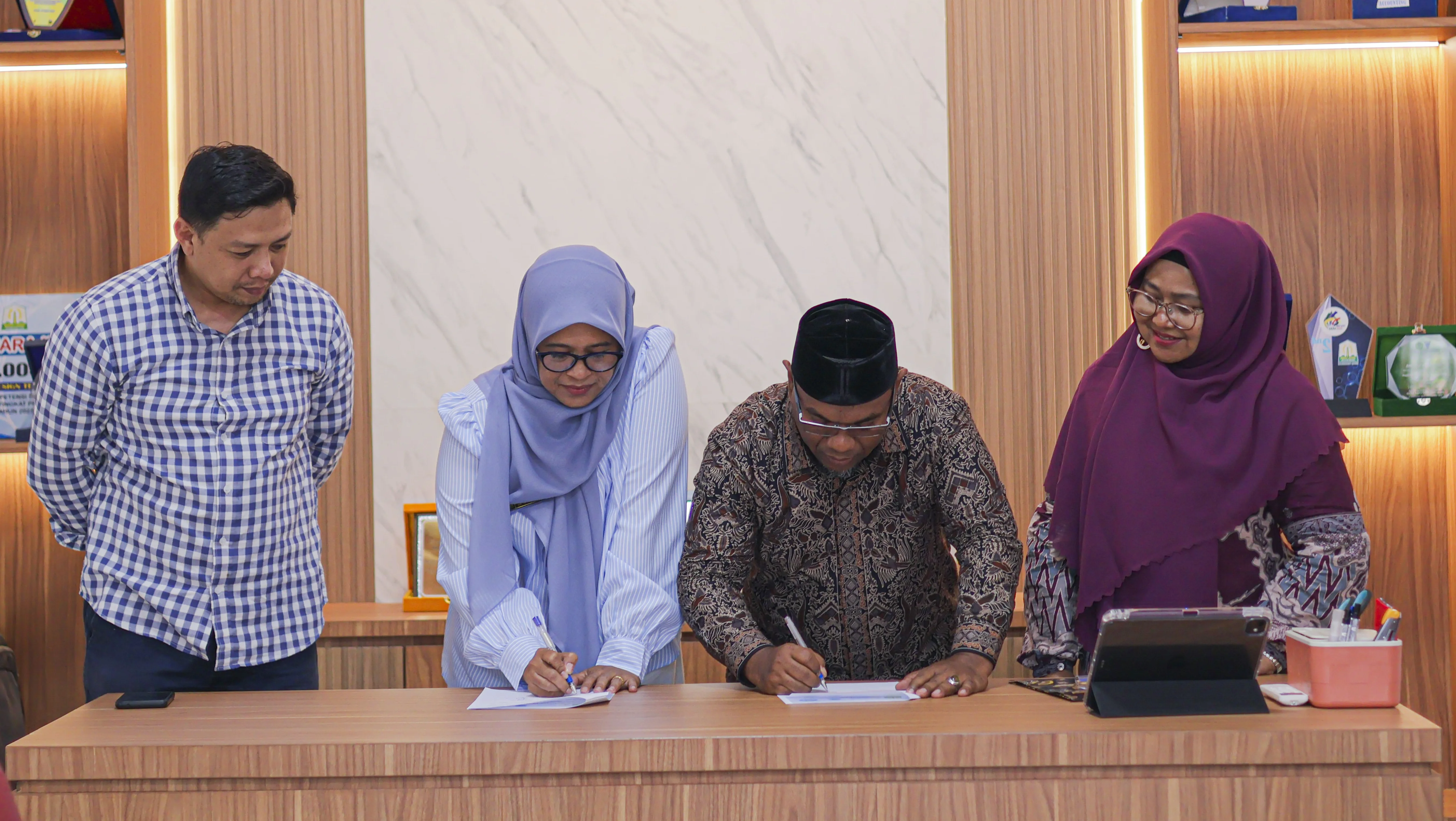 SMK Negeri 1 dan SMK Negeri 3 Langsa Jalin Kerja Sama “Bela, Beli Produk SMK” untuk Tingkatkan Kompetensi Siswa